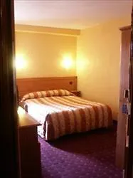 Szálloda & Restaurant Le Mejean - Parc Des Expositions Lattes