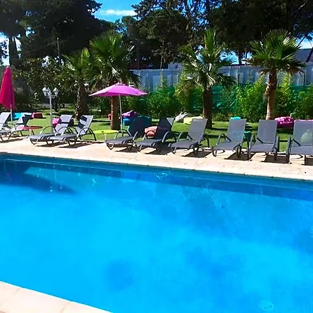 & Restaurant Le Mejean - Parc Des Expositions Hotel