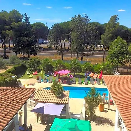 Hotel & Restaurant Le Mejean - Parc Des Expositions 2*