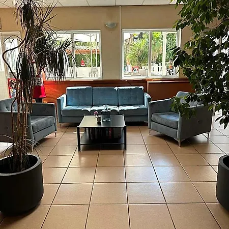 & Restaurant Le Mejean - Parc Des Expositions Hotel 2*